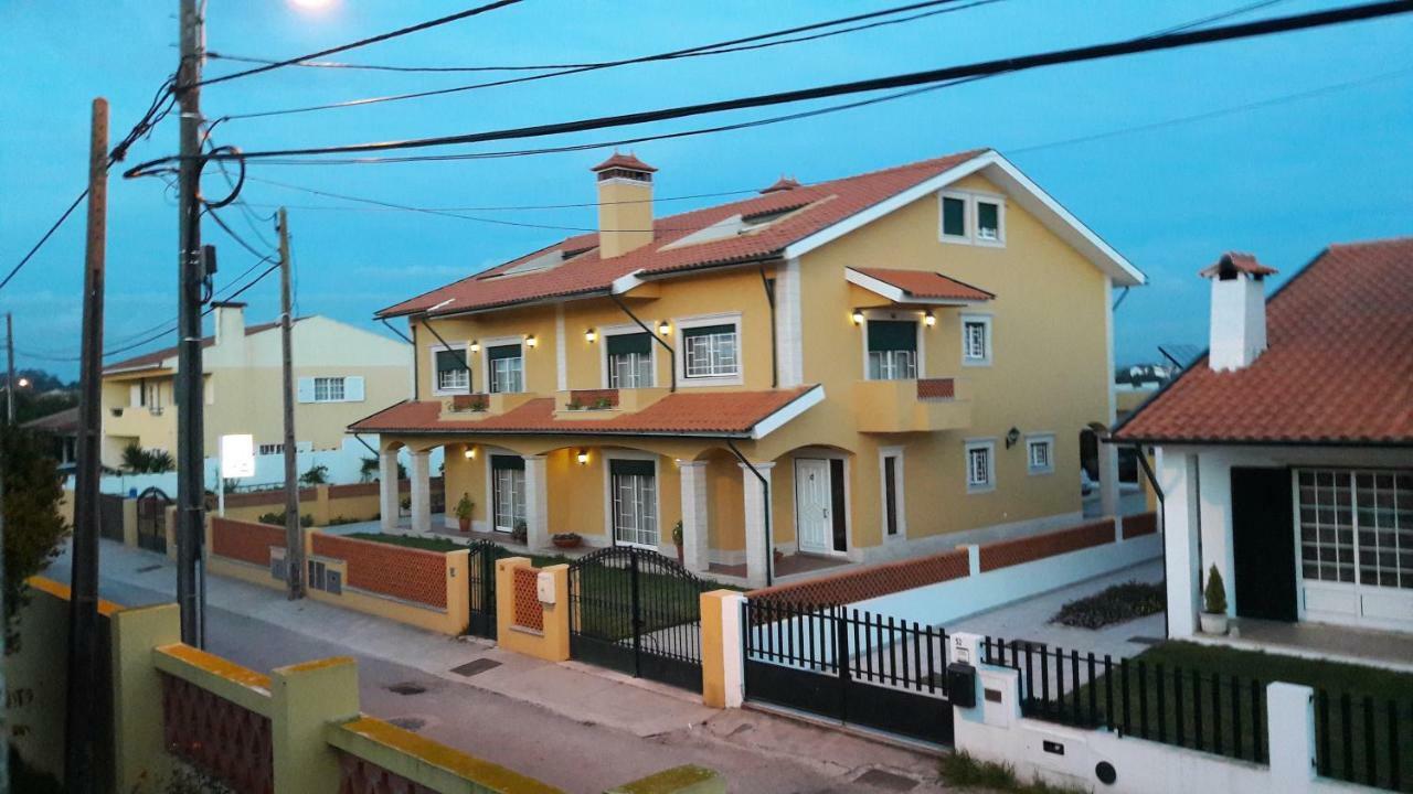 A Casa Da Ti Laura - Al Otel Aveiro Dış mekan fotoğraf
