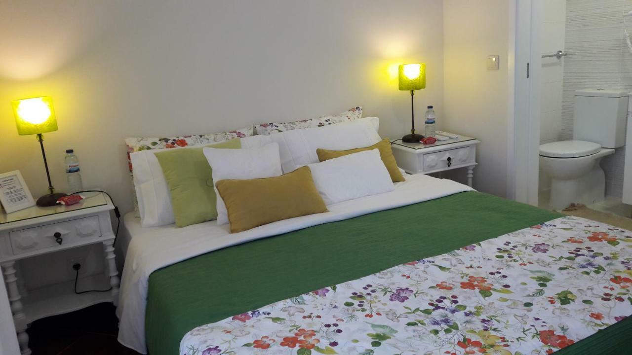 A Casa Da Ti Laura - Al Otel Aveiro Dış mekan fotoğraf
